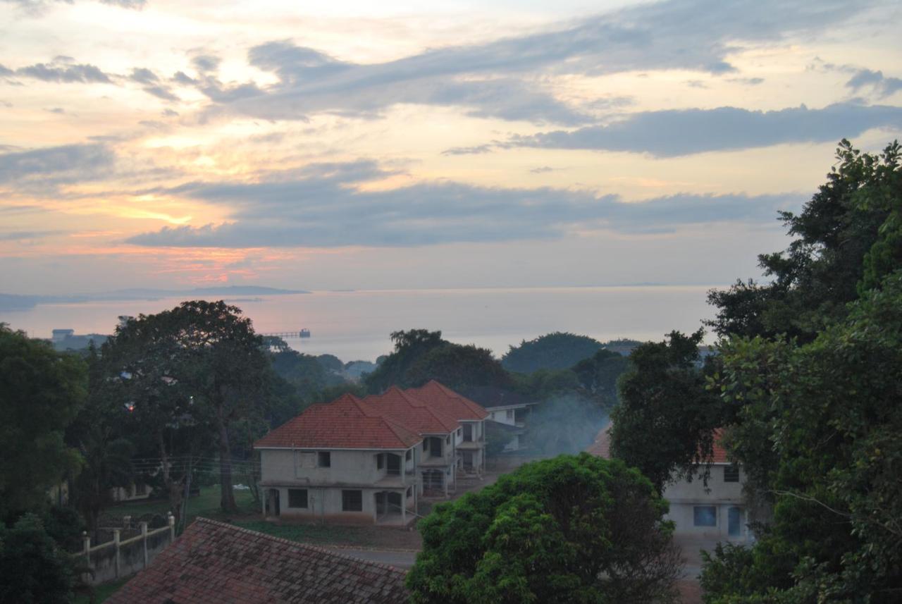 Frontiers Hotel Entebbe Eksteriør billede