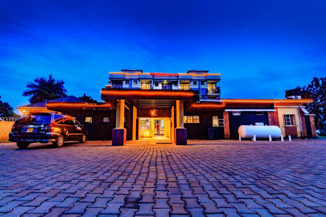 Frontiers Hotel Entebbe Eksteriør billede